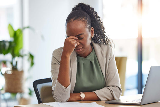 A woman with brain fog due to allergies